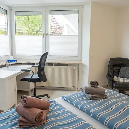 Huus Kloeoenbueddel Бюзум