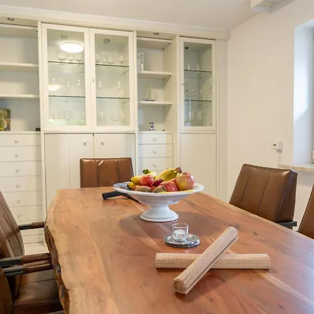 Huus Kloeoenbueddel Апартаменты *