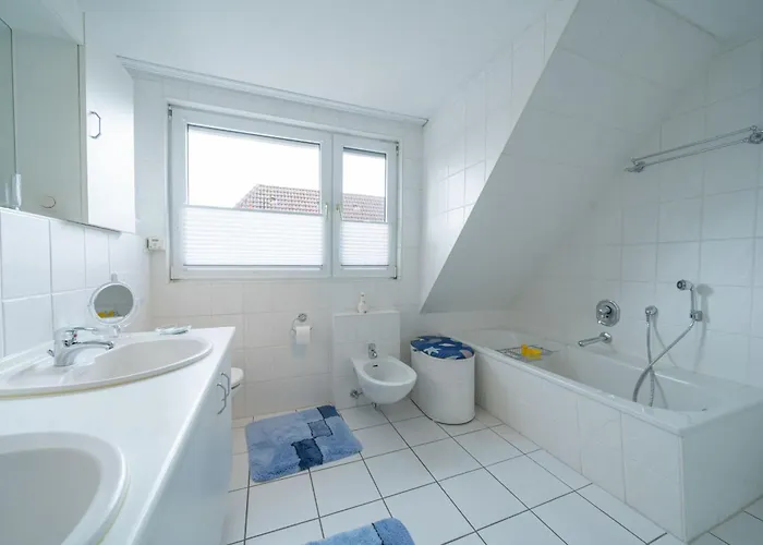 Huus Kloeoenbueddel Apartamento *